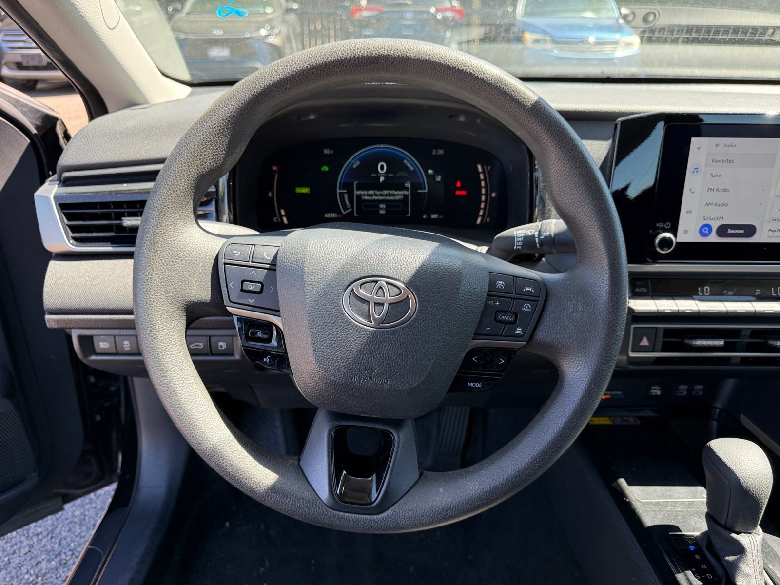 Used 2025 Toyota Camry LE FWD image 9