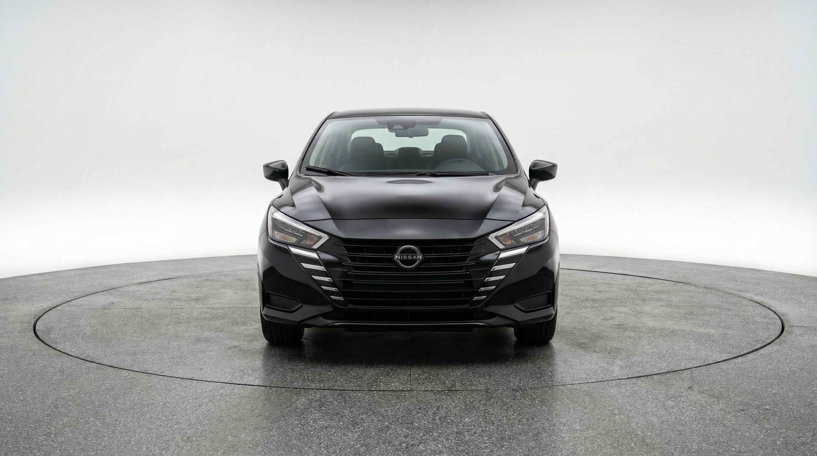 Used 2025 Nissan Versa SV FWD image 2