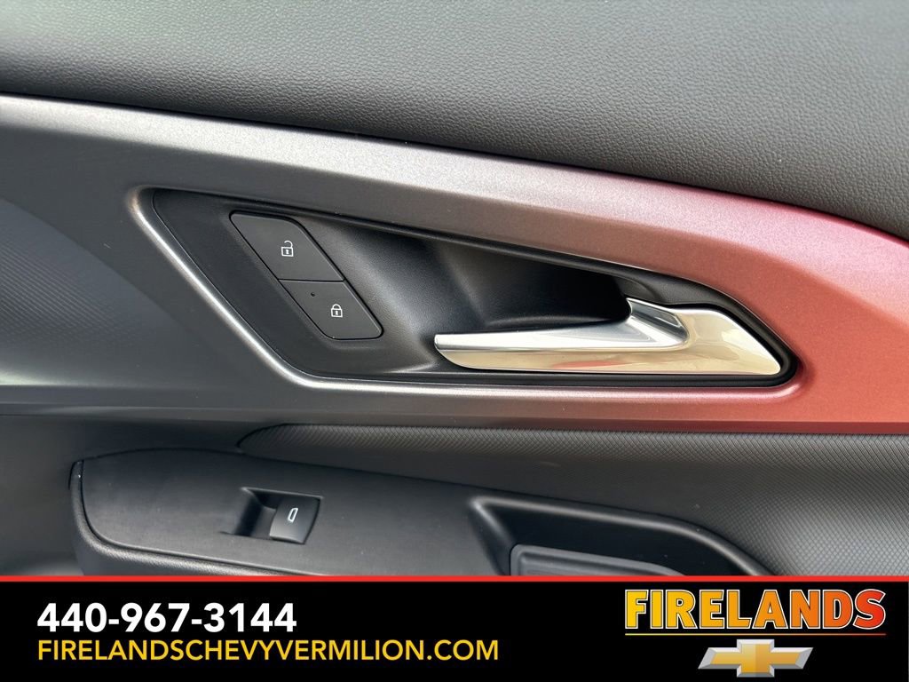 New 2025 Chevrolet Equinox EV RS image 36