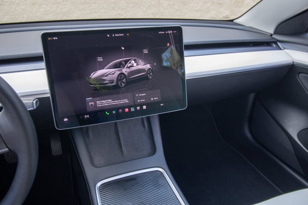 Used 2022 Tesla Model 3 Long Range AWD/4WD image 24