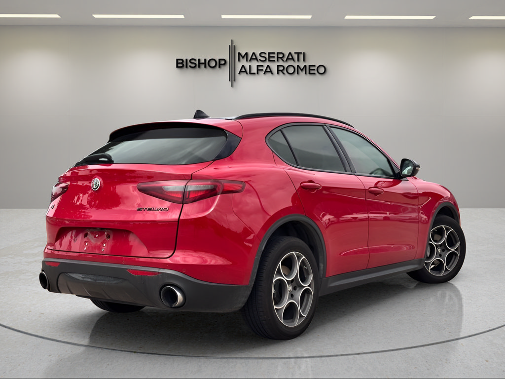 Used 2021 Alfa Romeo Stelvio Sprint w/ Nero Edizione AWD/4WD image 5