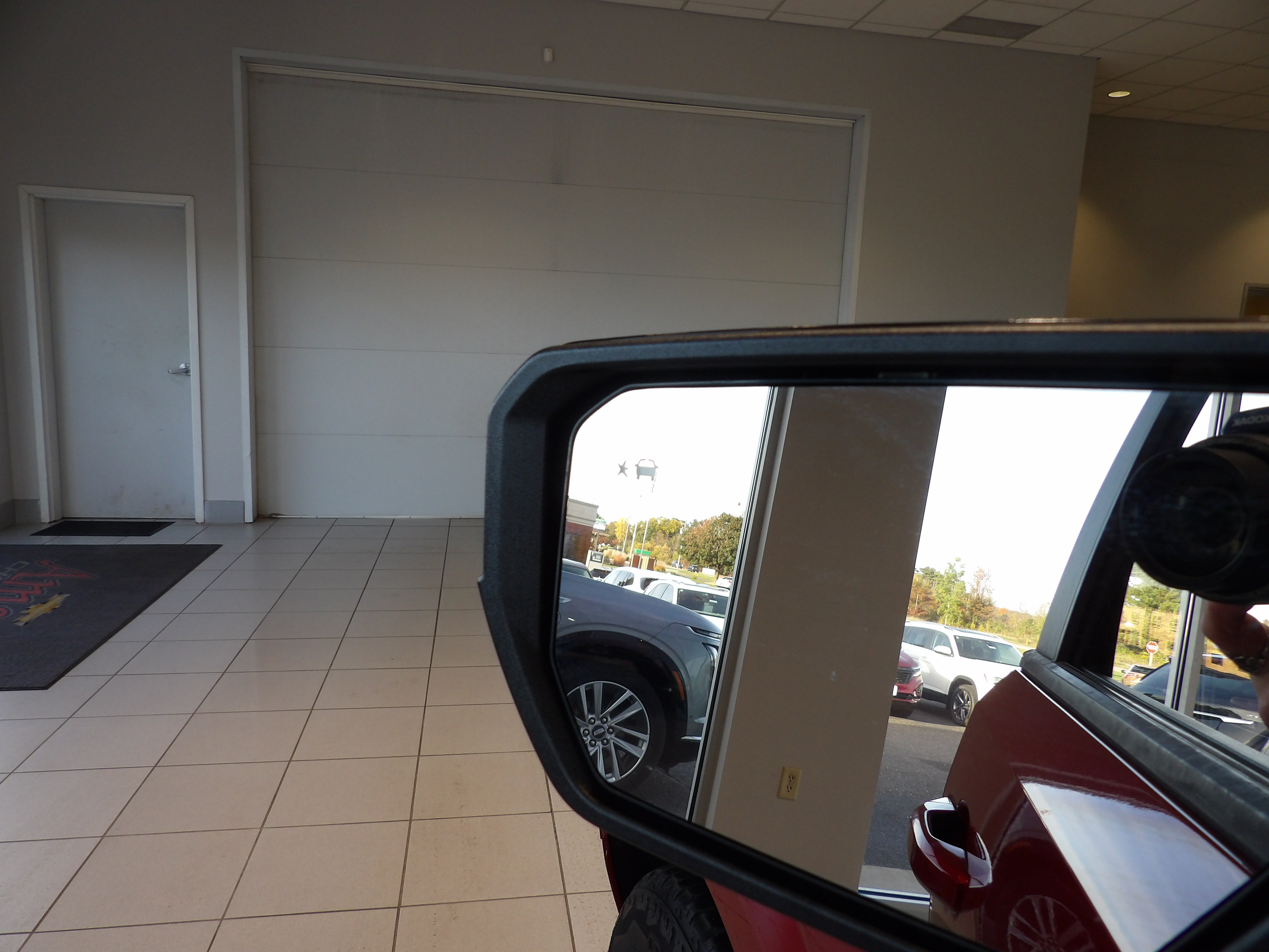 Used 2023 Chevrolet Colorado Z71 w/ Z71 Convenience Package 2 AWD/4WD image 7