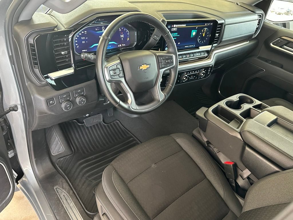Used 2026 Chevrolet Silverado 1500 LT AWD/4WD image 12