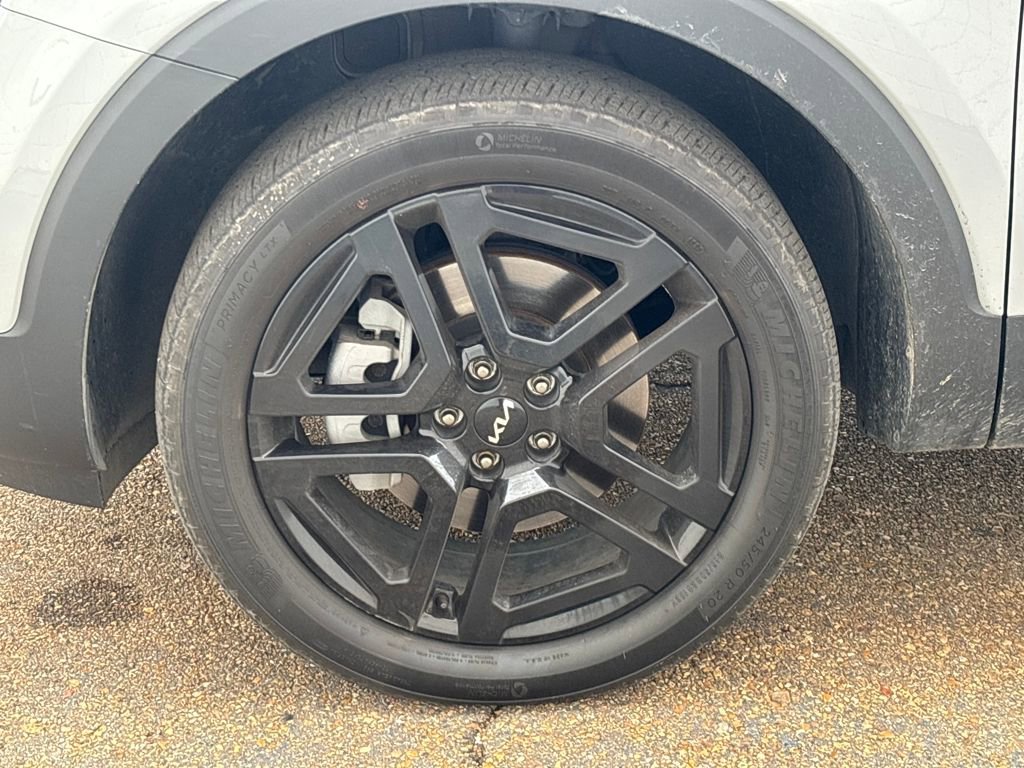 Used 2023 Kia Telluride EX X-Line image 27