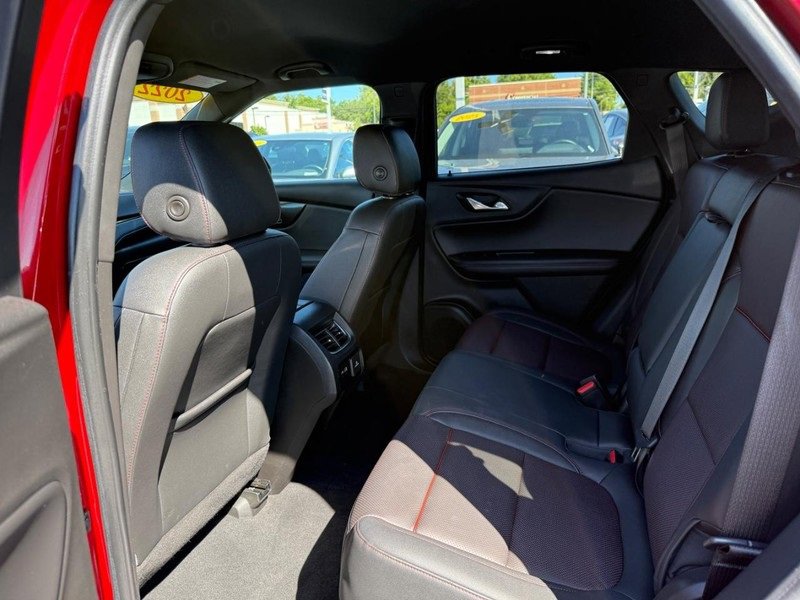Used 2022 Chevrolet Blazer RS w/ Enhanced Convenience Package image 12