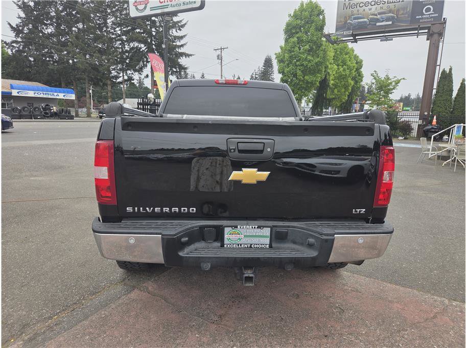 Used 2013 Chevrolet Silverado 1500 LTZ AWD/4WD image 7