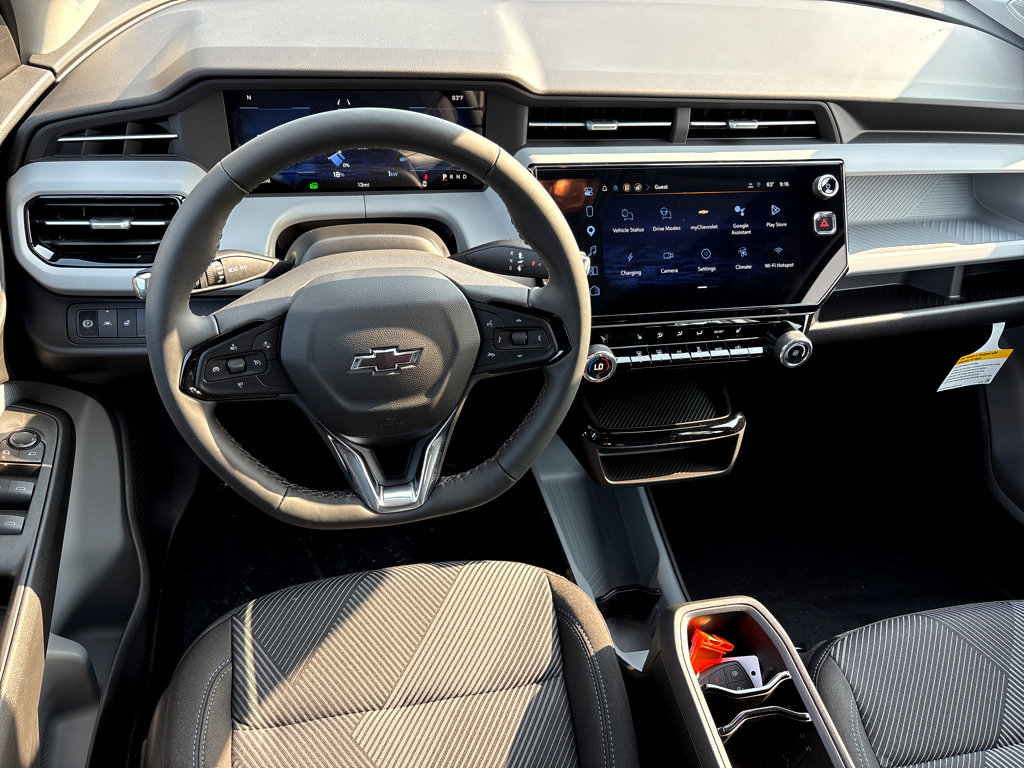 New 2027 Chevrolet Bolt LT w/ Comfort Package FWD image 4
