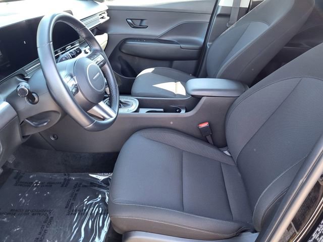 Certified 2025 Hyundai Kona SEL image 11
