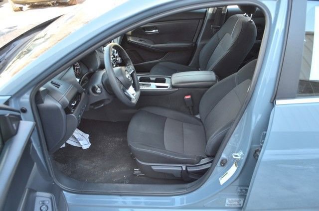 Used 2024 Nissan Sentra SV image 17