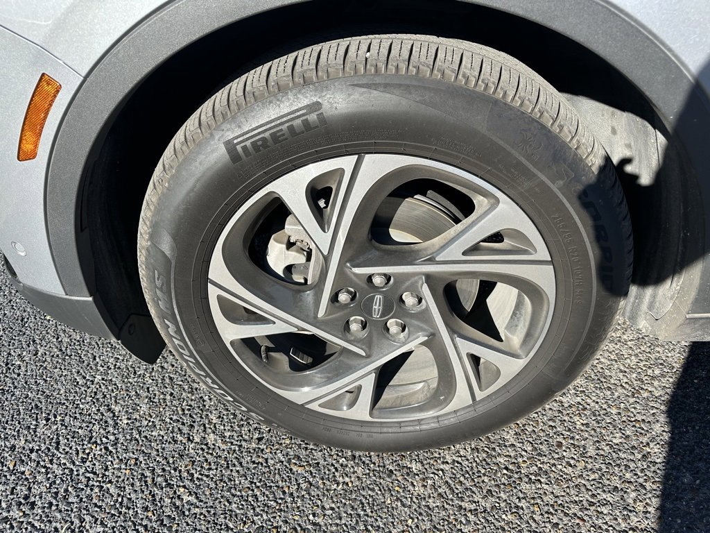 Used 2024 Lincoln Nautilus Premier w/ Equipment Group 102A image 11