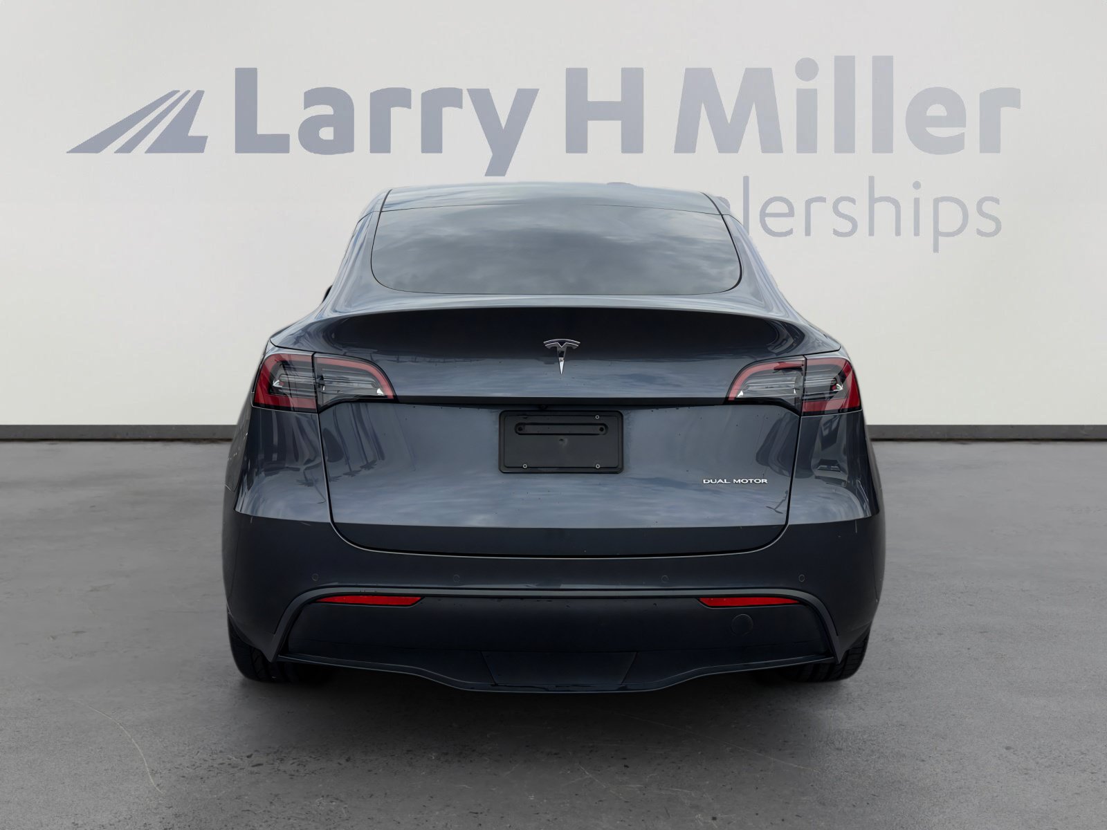 Used 2021 Tesla Model Y Long Range AWD/4WD image 4