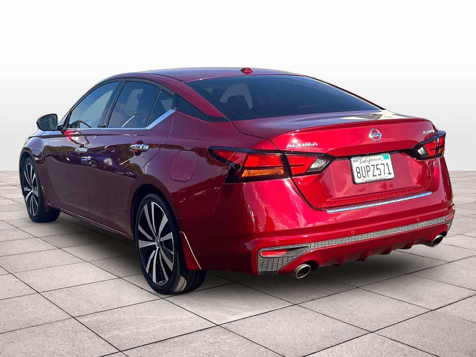 Used 2020 Nissan Altima 2.5 Platinum FWD image 7