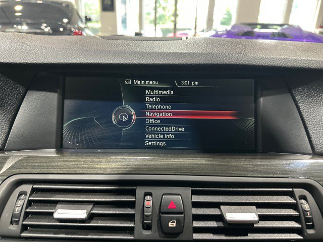 Used 2013 BMW 550i Sedan RWD image 71