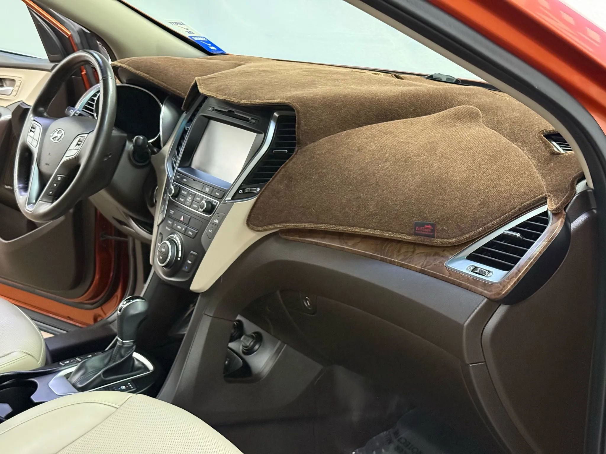 Used 2018 Hyundai Santa Fe Sport w/ Cargo Package image 18