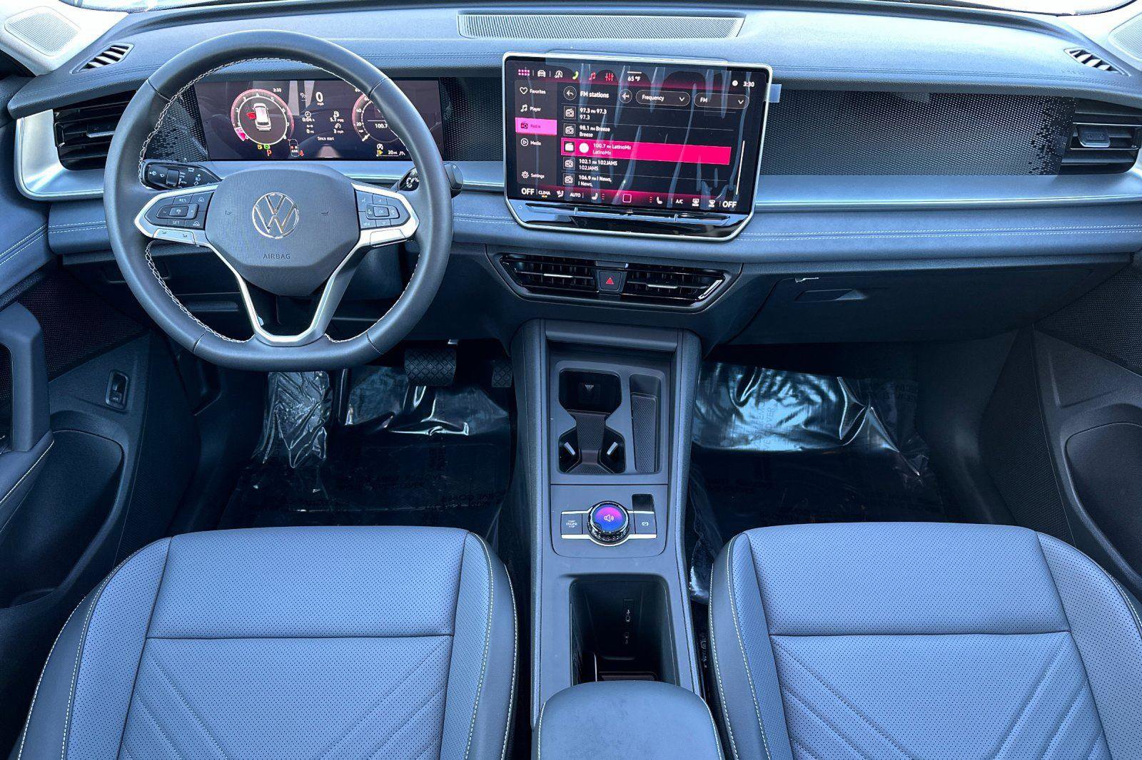 New 2026 Volkswagen Tiguan SE image 12