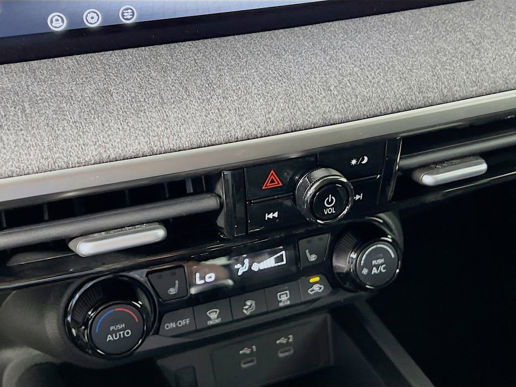 New 2026 Nissan Kicks SV AWD/4WD image 12