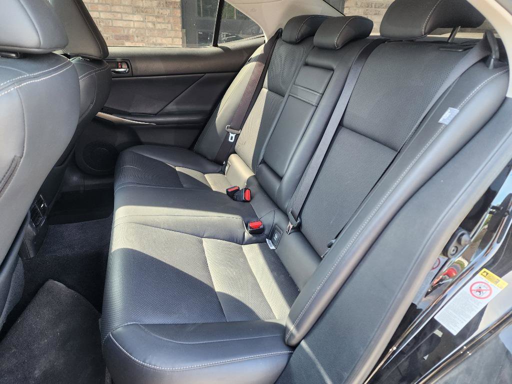 Used 2014 Lexus IS 250 AWD w/ Navigation Package image 11
