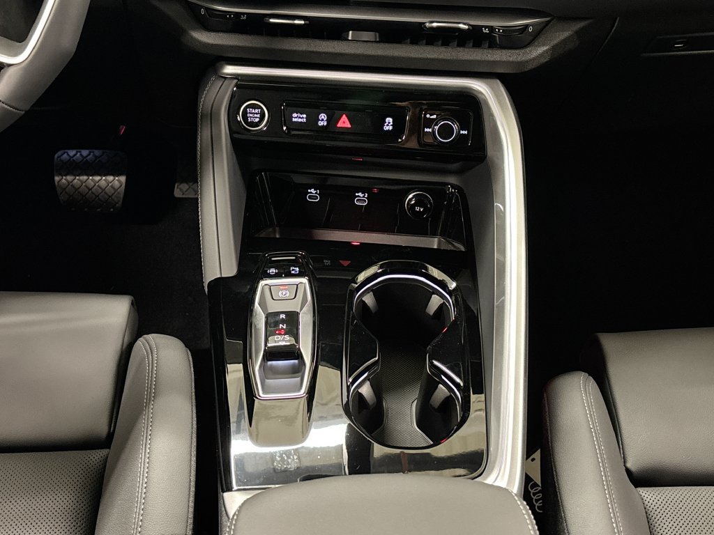 New 2026 Audi Q5 Premium Plus AWD/4WD image 13