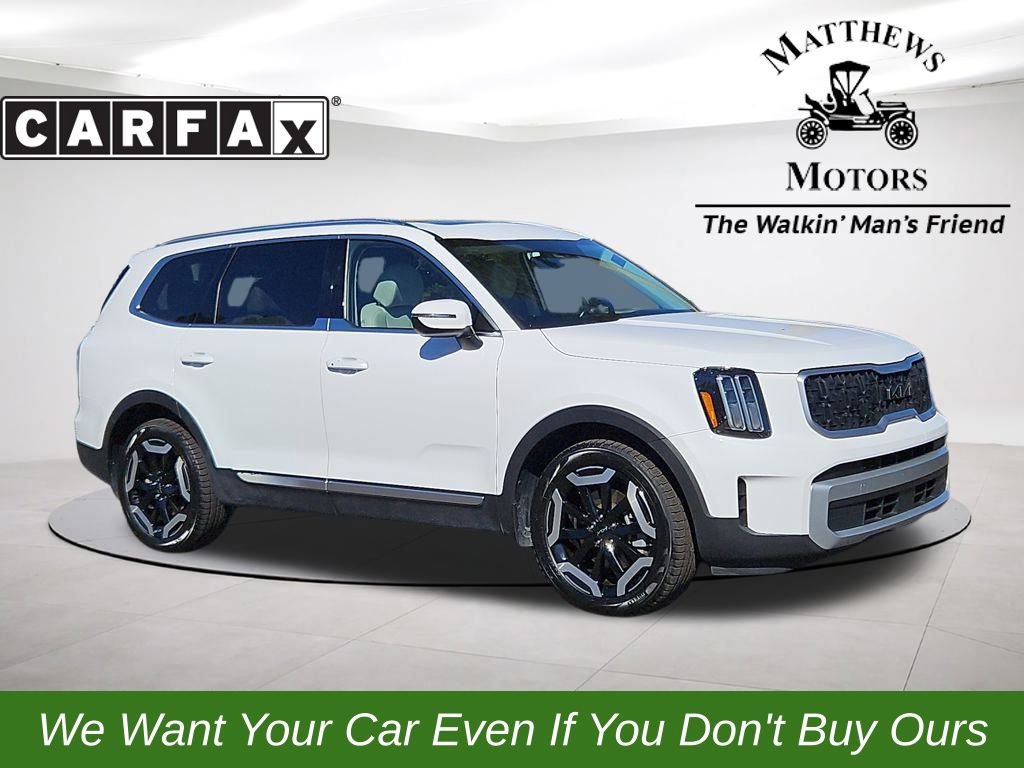 Used 2024 Kia Telluride EX w/ EX Captain's Chair Package