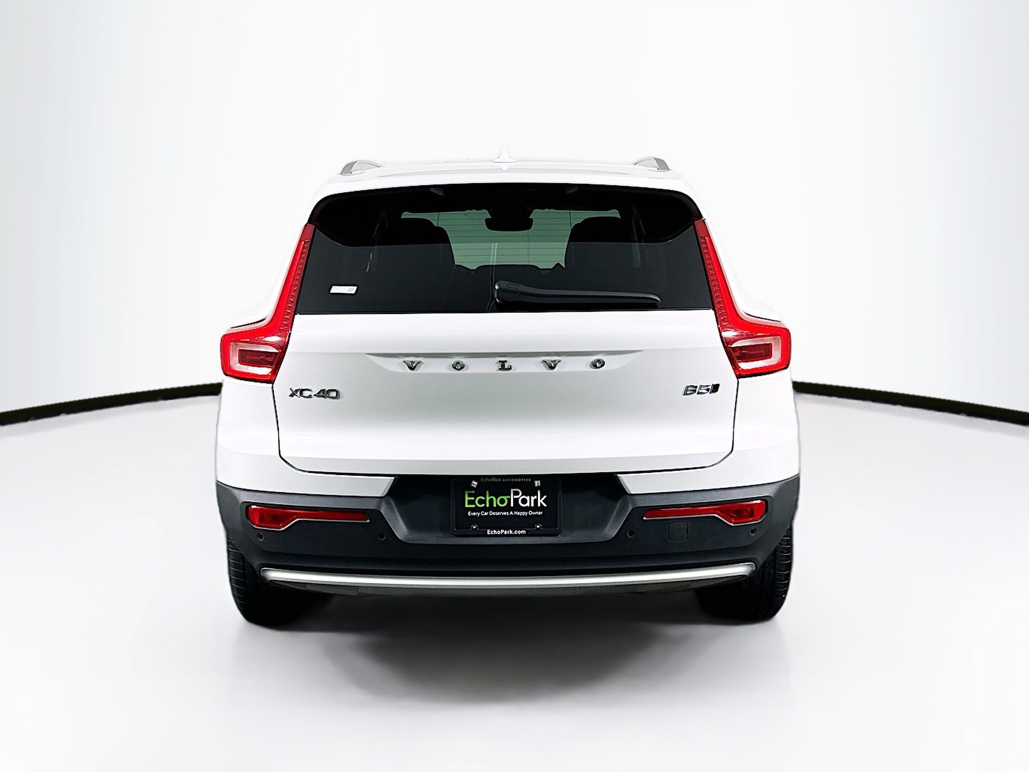 Used 2025 Volvo XC40 B5 Core AWD/4WD image 7