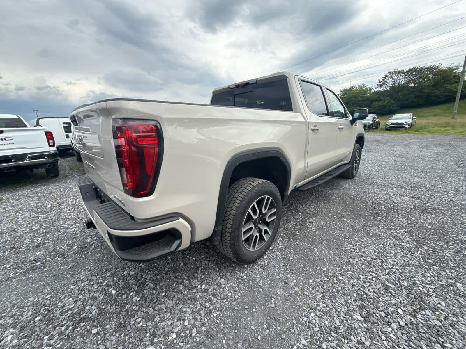 New 2026 GMC Sierra 1500 AT4 w/ AT4 Premium Package AWD/4WD image 13