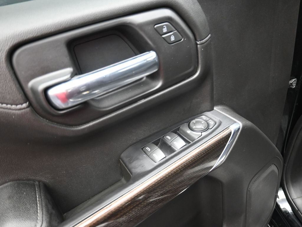 Used 2019 Chevrolet Silverado 1500 LT w/ Texas Edition image 6