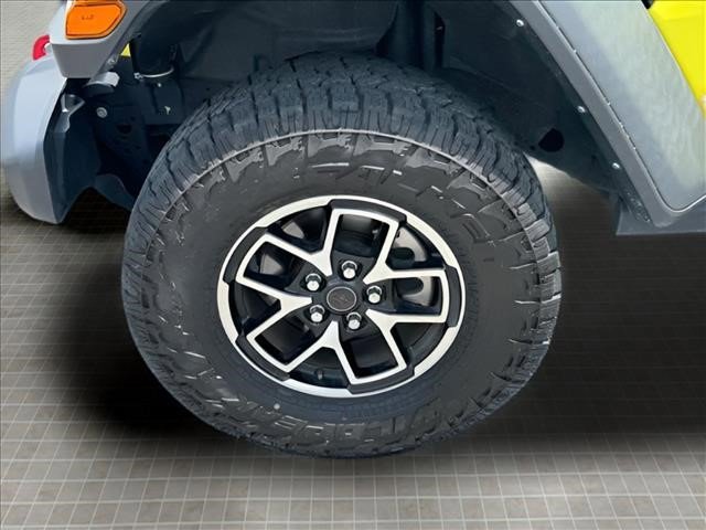 Used 2024 Jeep Wrangler Unlimited Rubicon AWD/4WD image 20