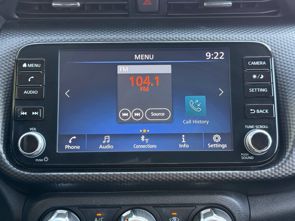 Used 2023 Nissan Kicks SV FWD image 13