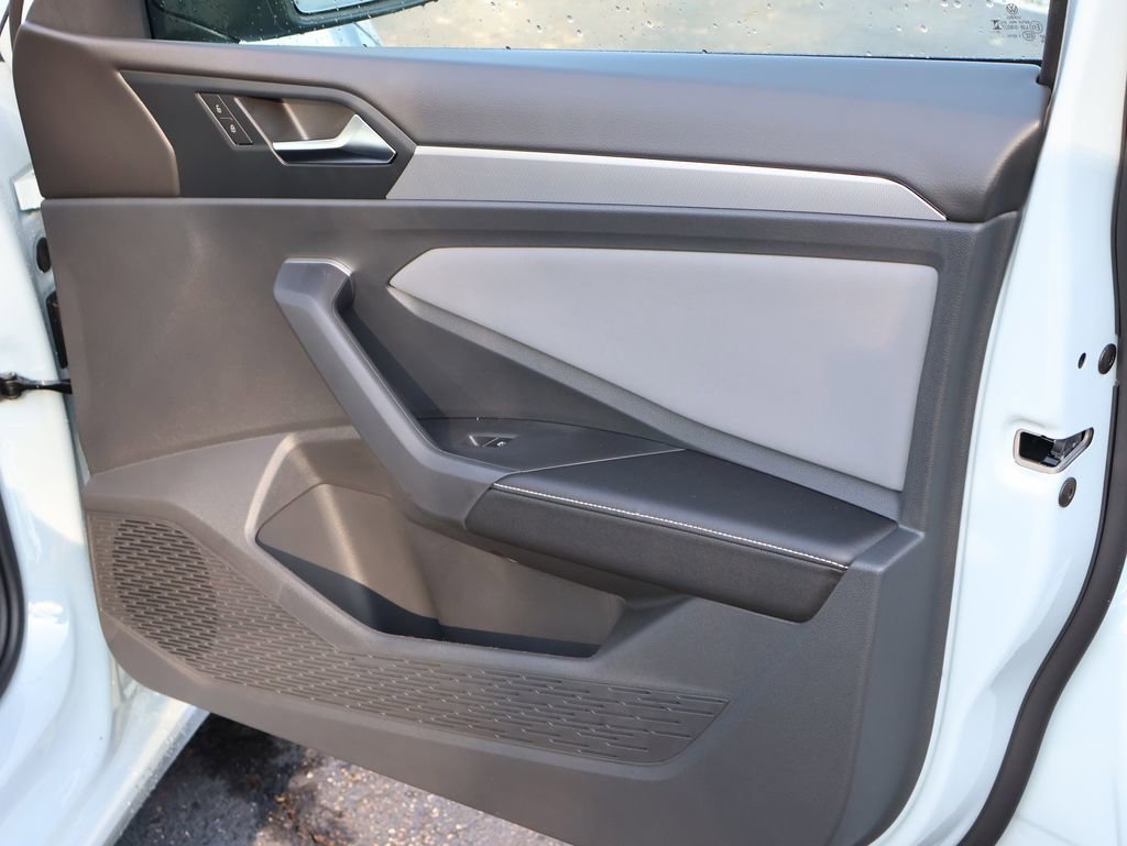 New 2026 Volkswagen Jetta SE image 14