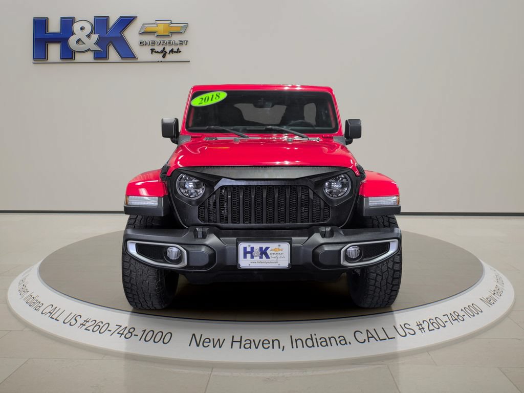 Used 2018 Jeep Wrangler Unlimited Sahara w/ Uconnect 4C Nav & Sound Group AWD/4WD image 2