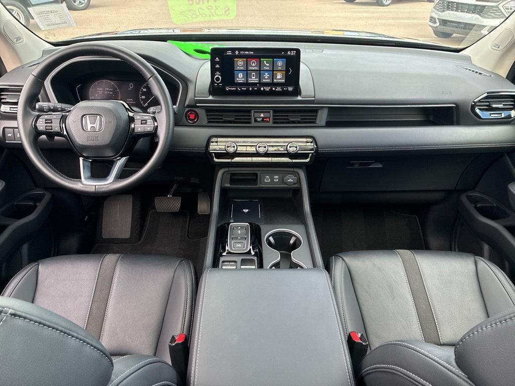 Used 2024 Honda Pilot Touring image 14
