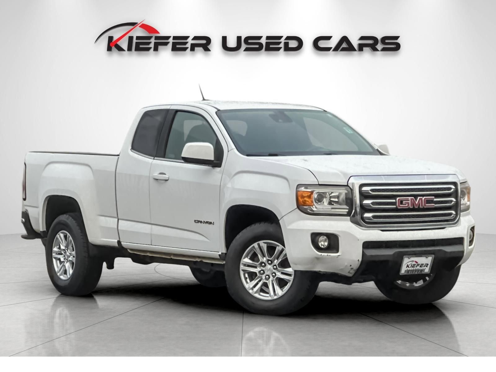 Used 2020 GMC Canyon SLE w/ Driver Alert Package image 2