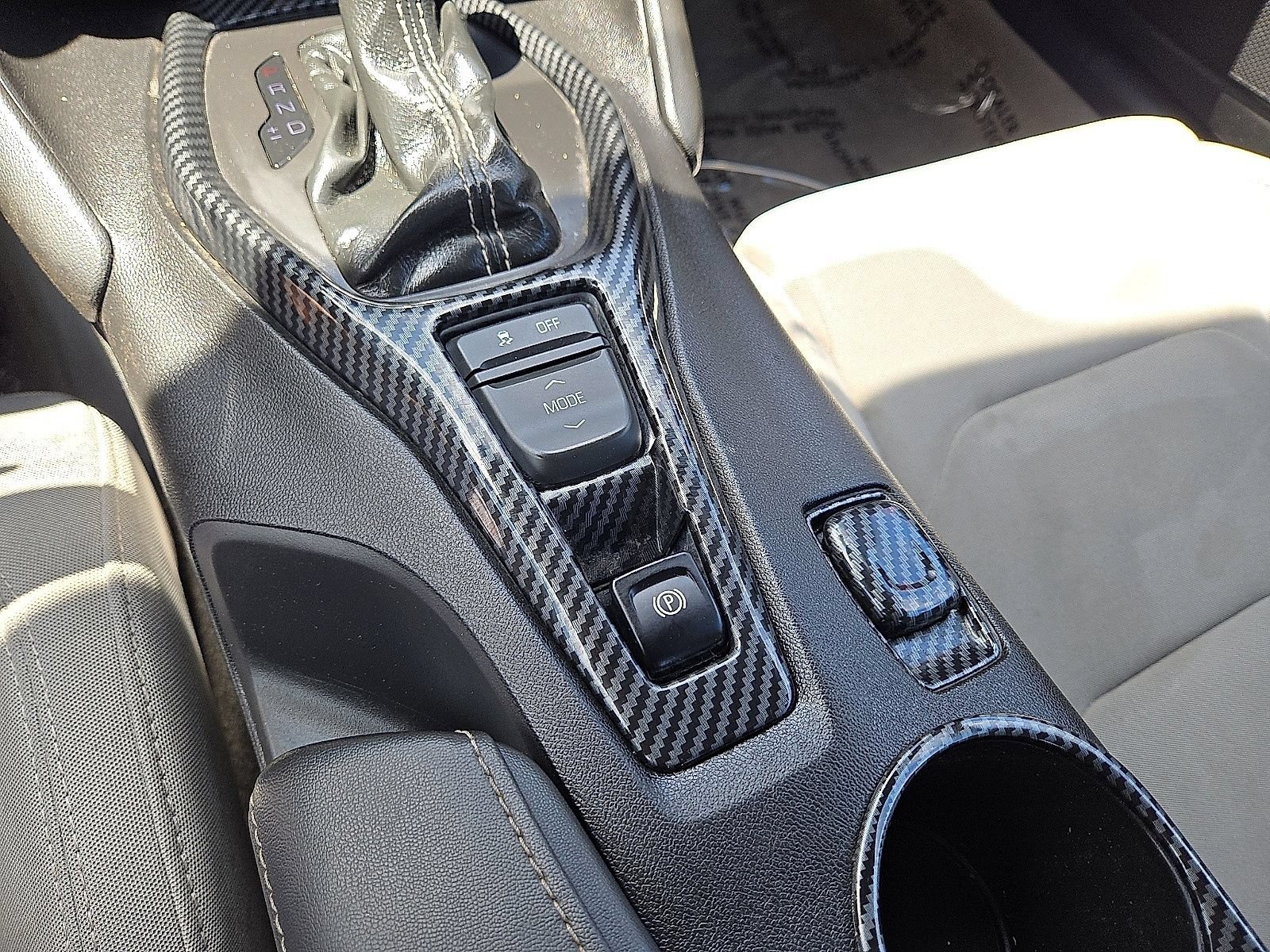 Used 2020 Chevrolet Camaro LT RWD image 28