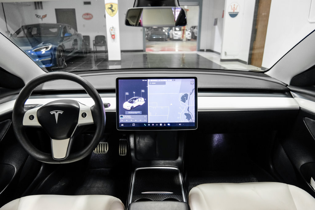Used 2021 Tesla Model 3 Performance AWD/4WD image 16