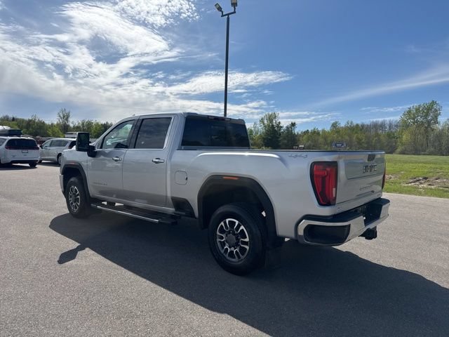 Used 2023 GMC Sierra 3500 SLT w/ SLT Convenience Package AWD/4WD image 3
