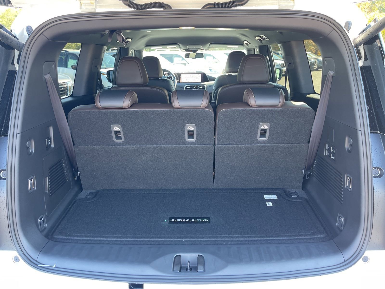 New 2026 Nissan Armada SL image 12