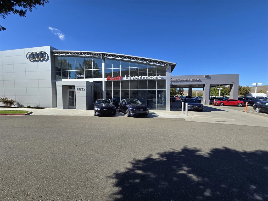 Used 2024 RAM 2500 Laramie image 33