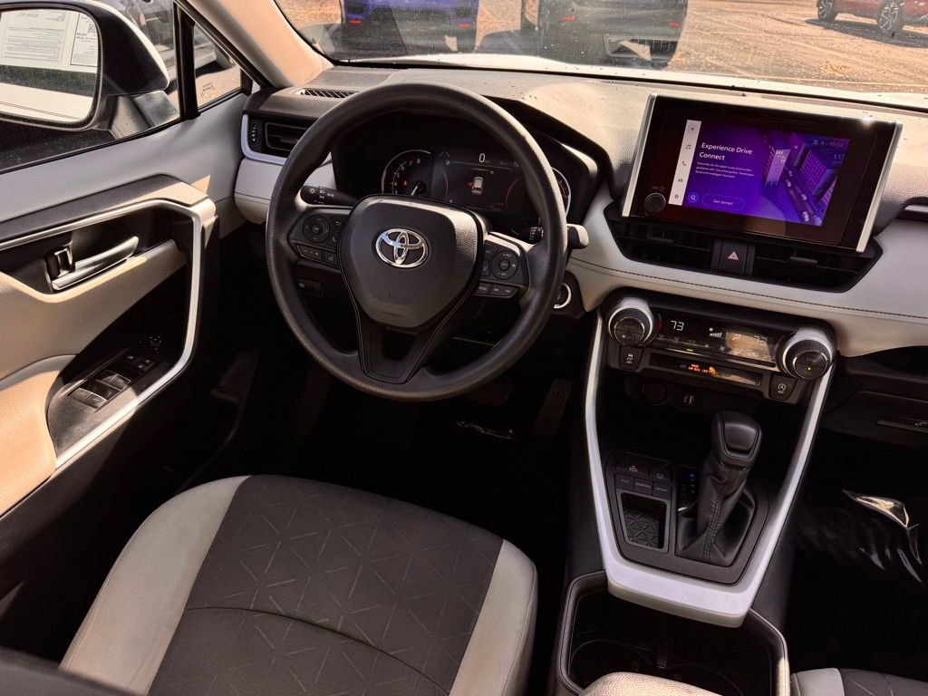 Used 2024 Toyota RAV4 XLE image 22