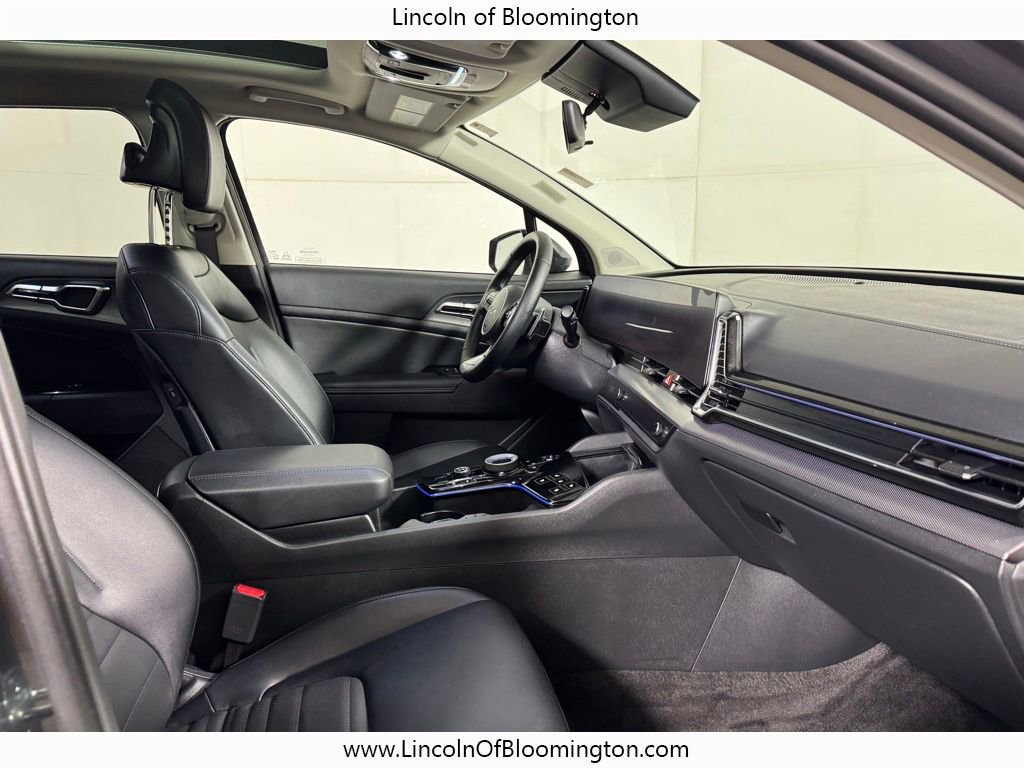 Used 2025 Kia Sportage SX Prestige image 14
