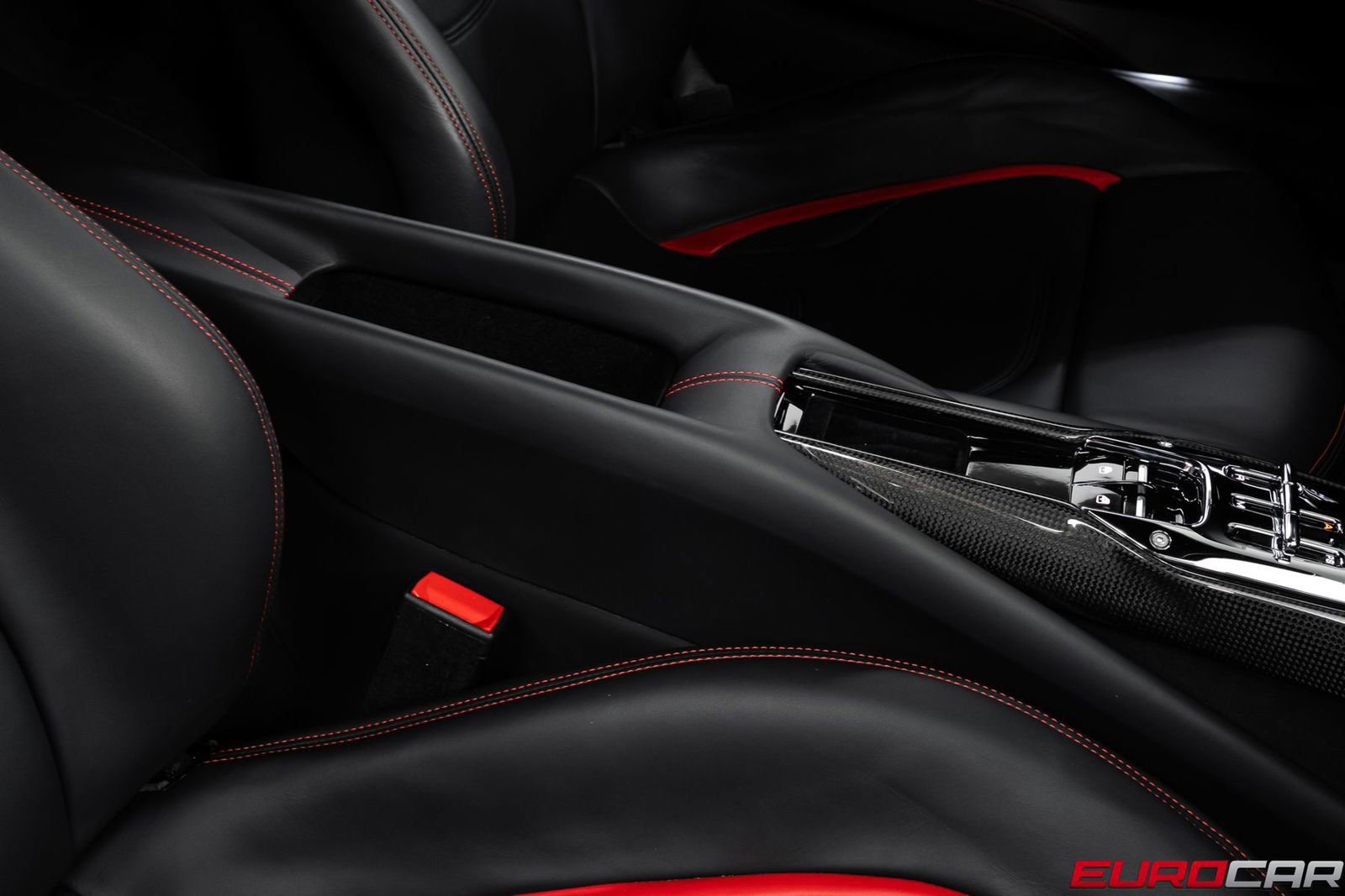 Used 2024 Ferrari 296 GTB RWD image 39