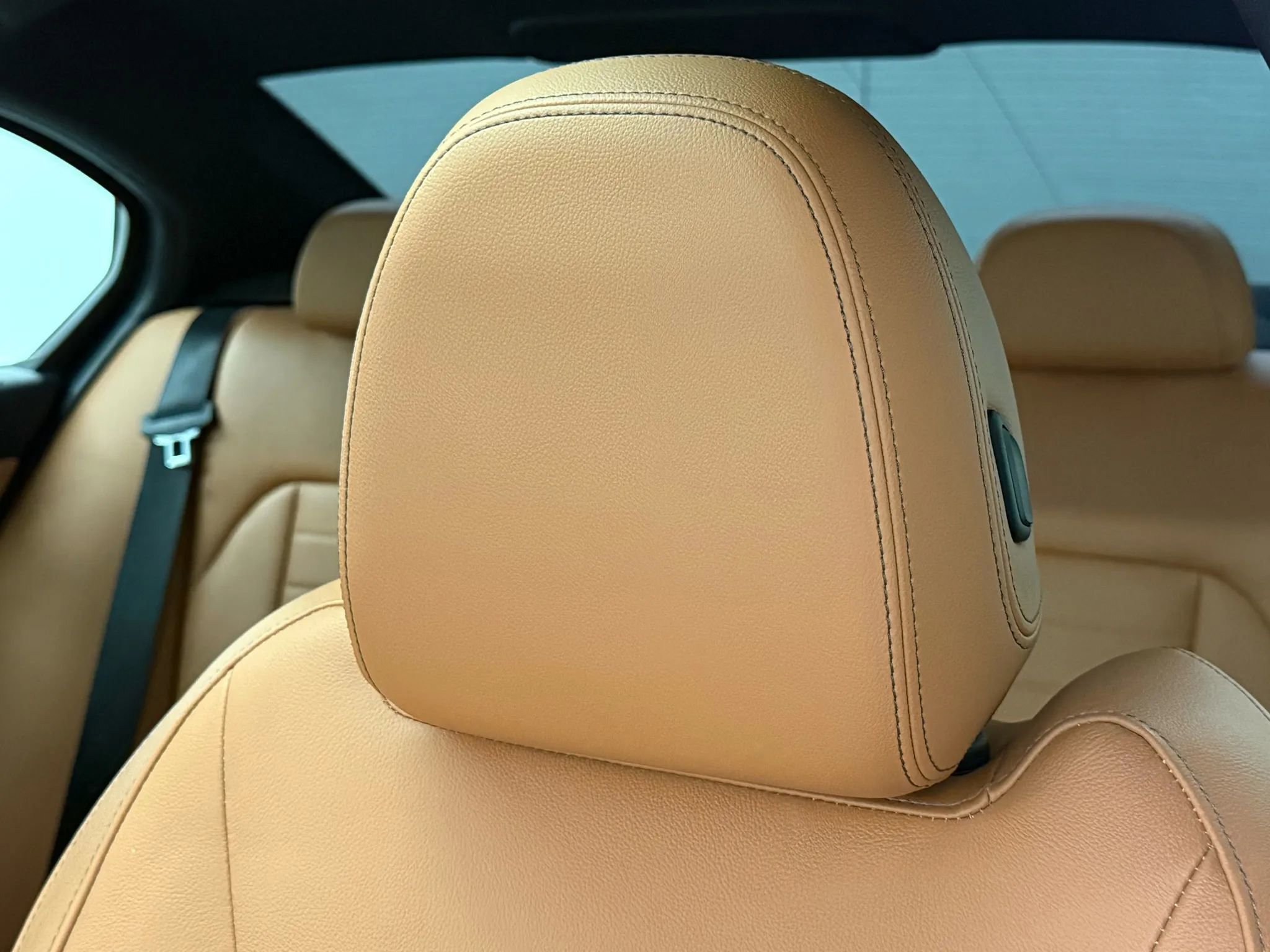 Used 2021 BMW 330i Sedan w/ Convenience Package image 26