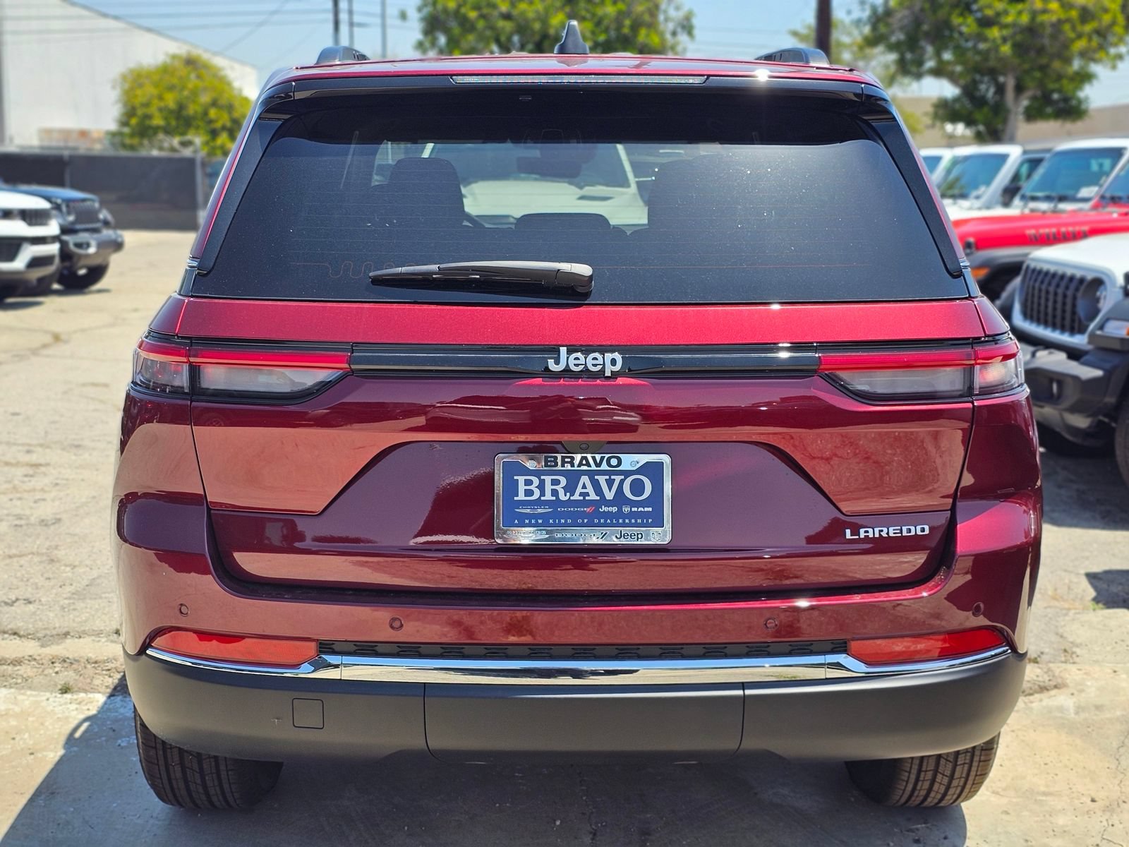 New 2026 Jeep Grand Cherokee Laredo RWD image 6