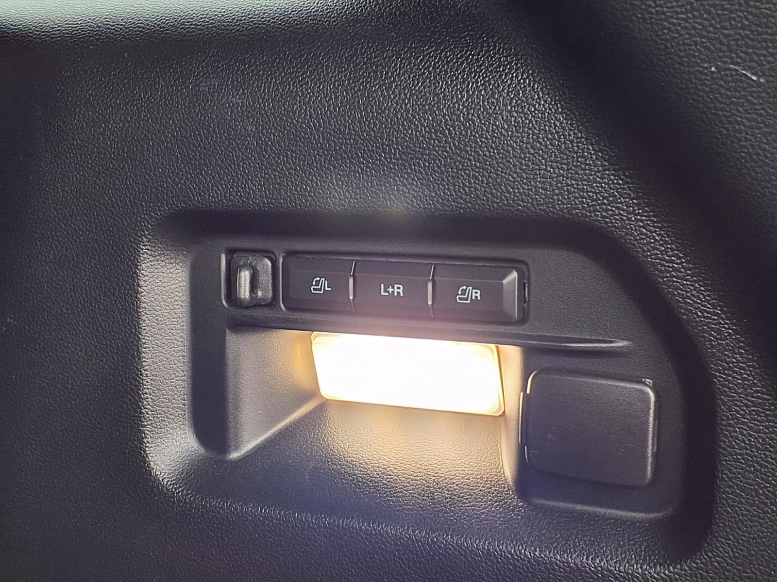 Used 2023 Ford Explorer ST w/ Equipment Group 401A AWD/4WD image 24