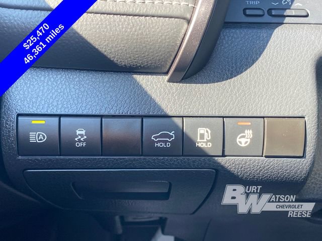 Used 2024 Toyota Camry SE image 30