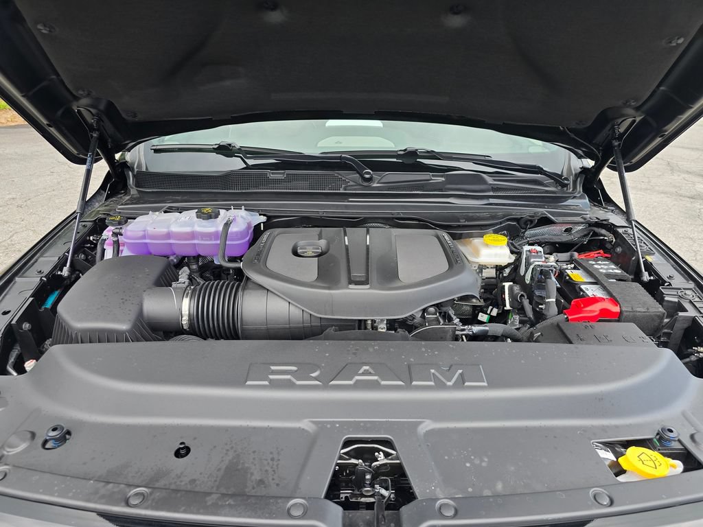New 2026 RAM 1500 Laramie AWD/4WD image 22
