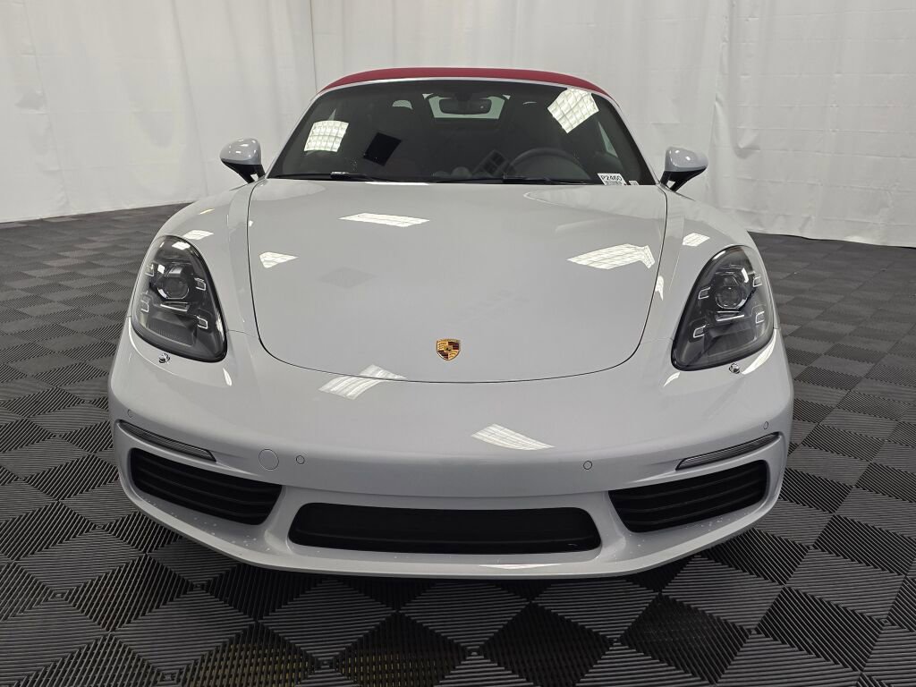 New 2025 Porsche 718 Boxster S image 9