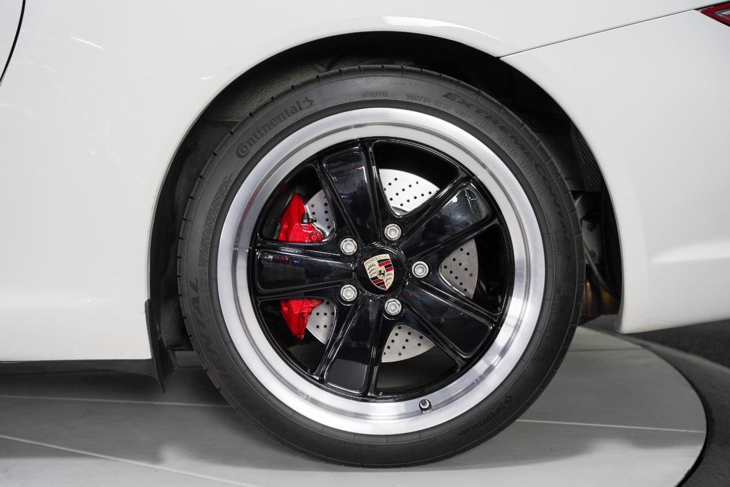 Used 2012 Porsche 911 Carrera image 18