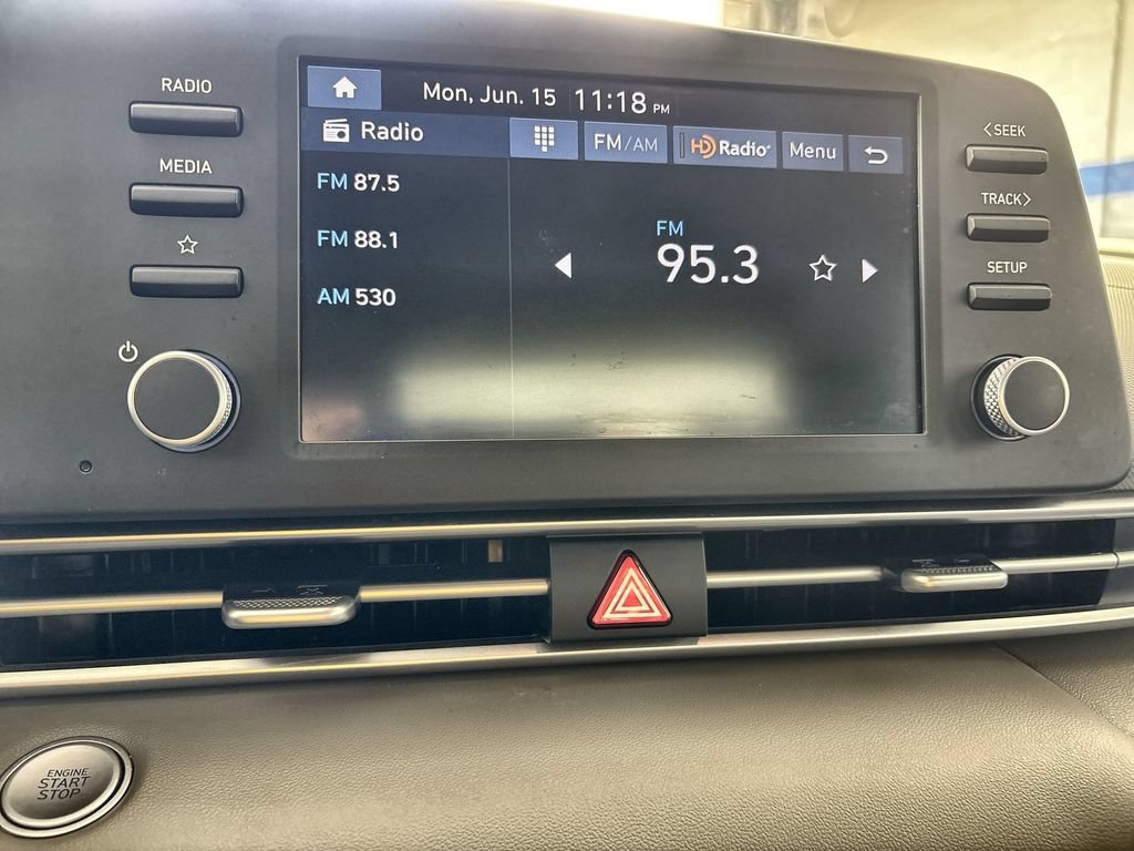 Used 2026 Hyundai Elantra Hybrid FWD image 12