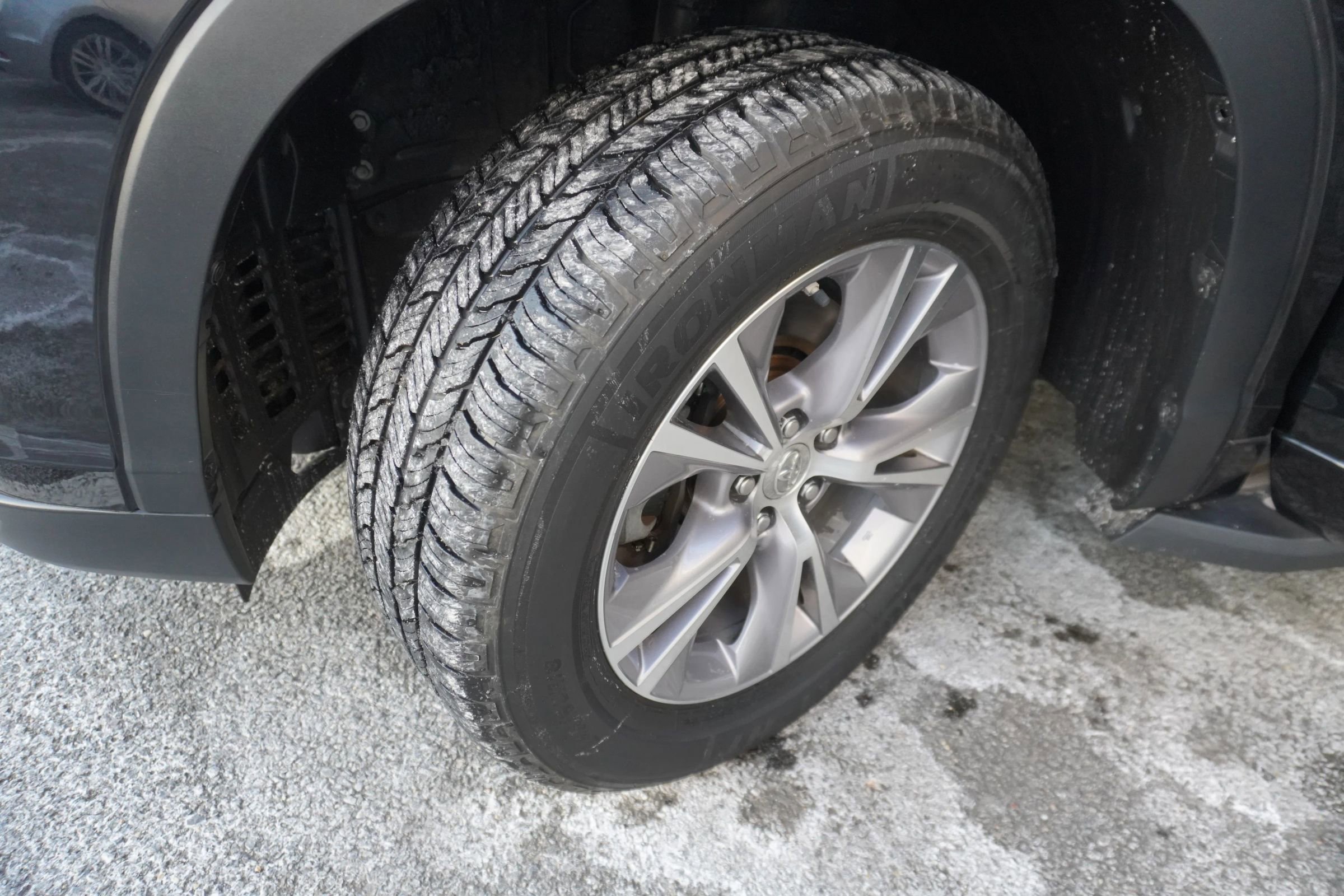 Used 2015 Toyota Highlander XLE image 30