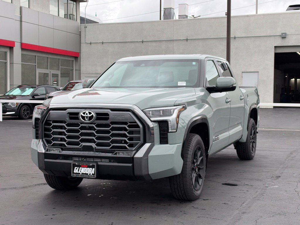 New 2026 Toyota Tundra Platinum AWD/4WD image 4